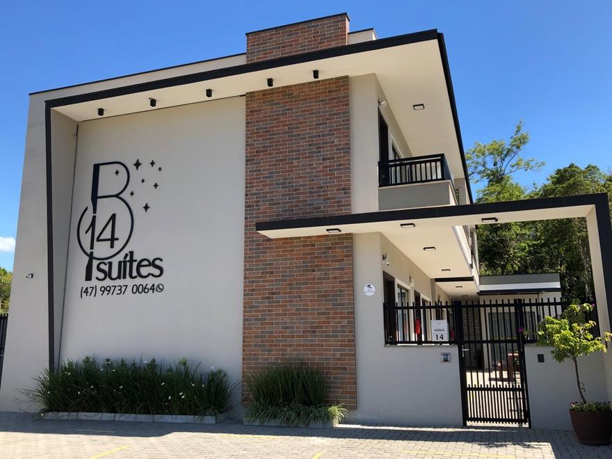 Vista Exterior Pousada B14 By Bia