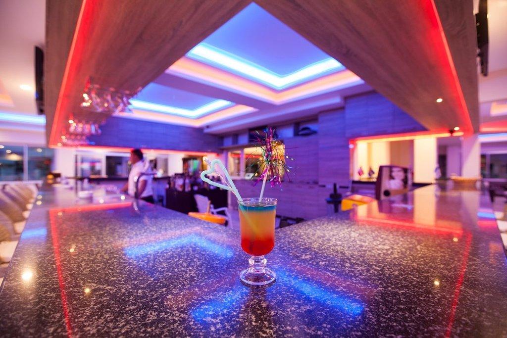 Bar/Salón Hotel Catty Cats Garden
