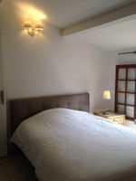 Alquiler Vacacional - 18th century village house in the heart of La Vieille Garde close to the sea