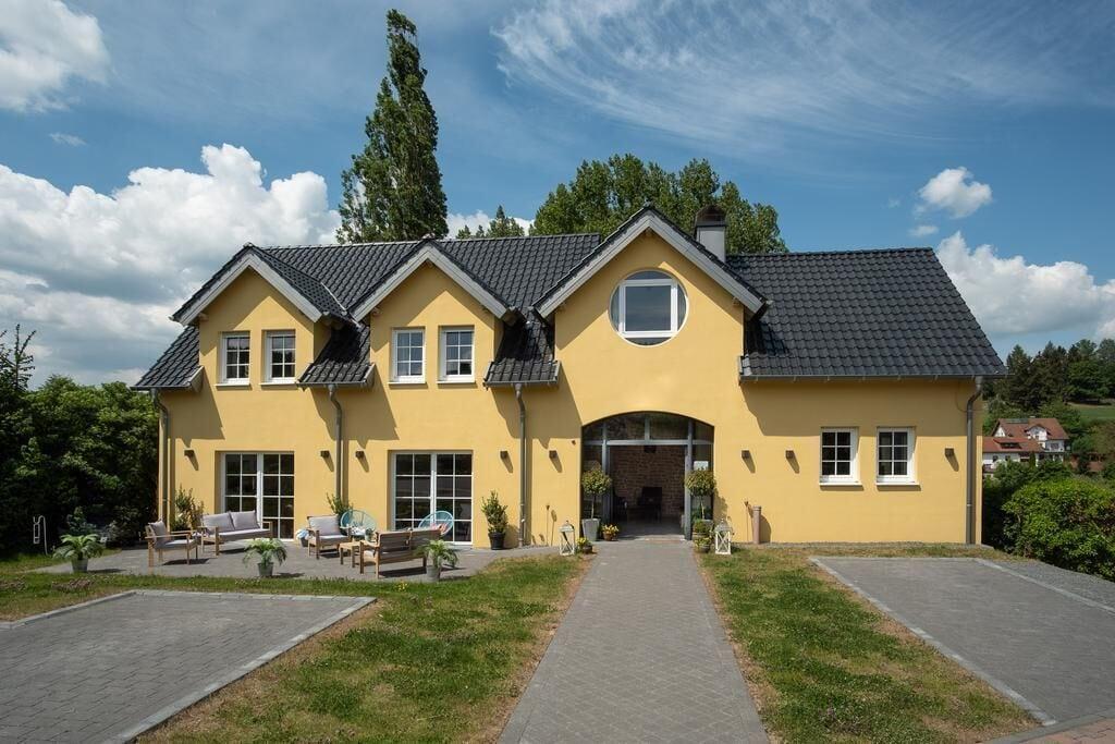 Varios Hotel Eifellust