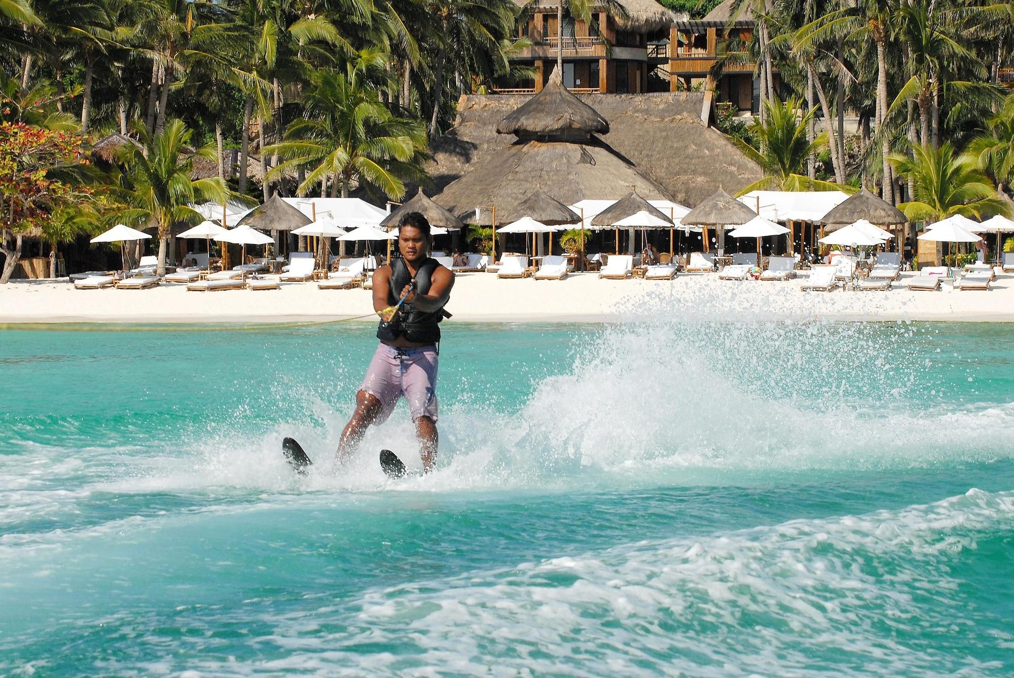 Playa Fridays Boracay Resort