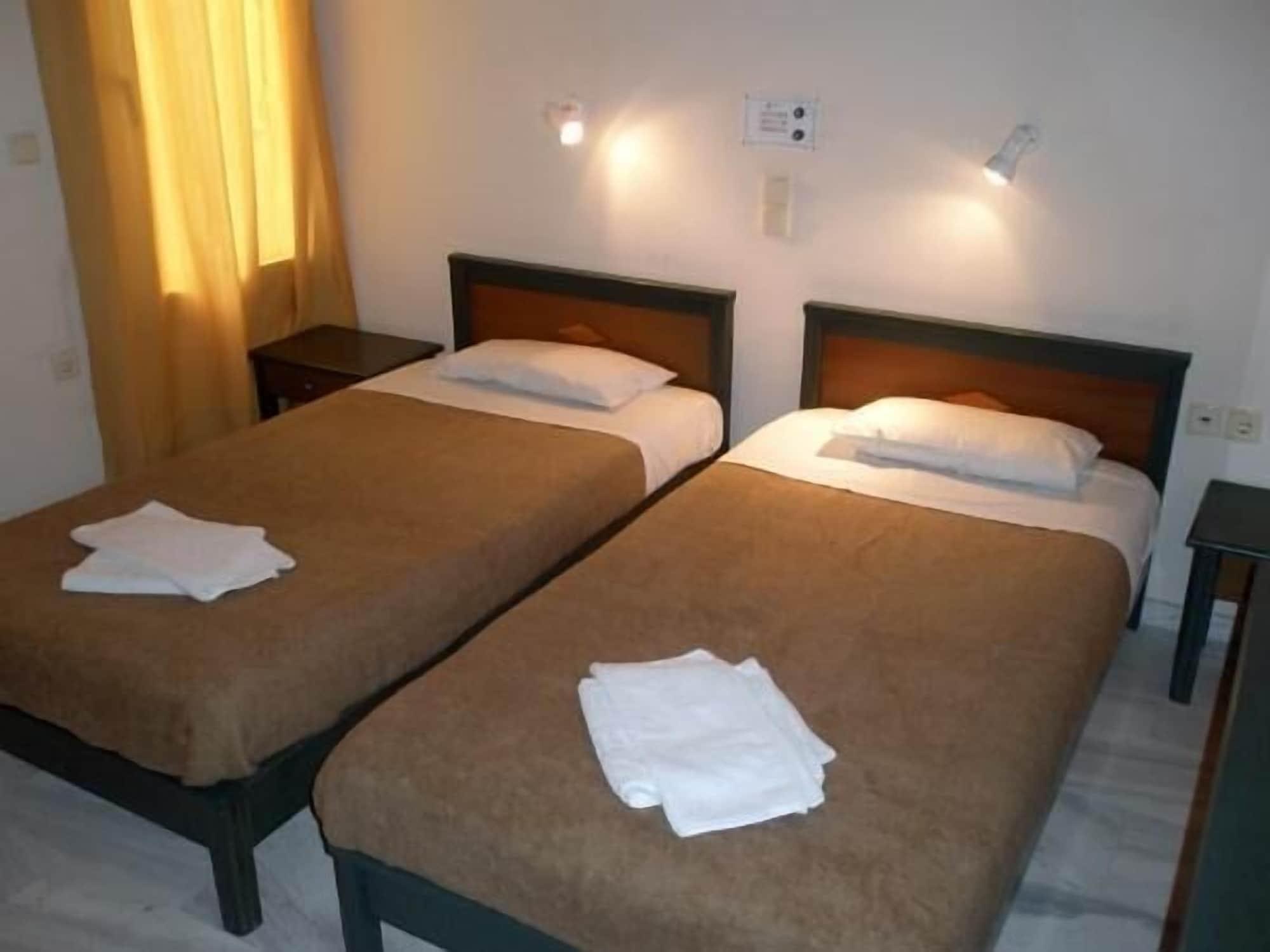 Habitación Mythos Beach Hotel