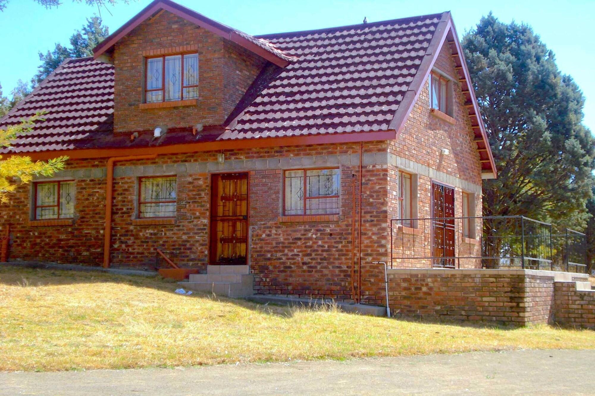 Vista Exterior Khutsong Lodge