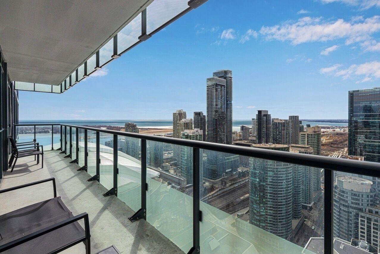 Varios The Ellison Suites - Downtown Toronto