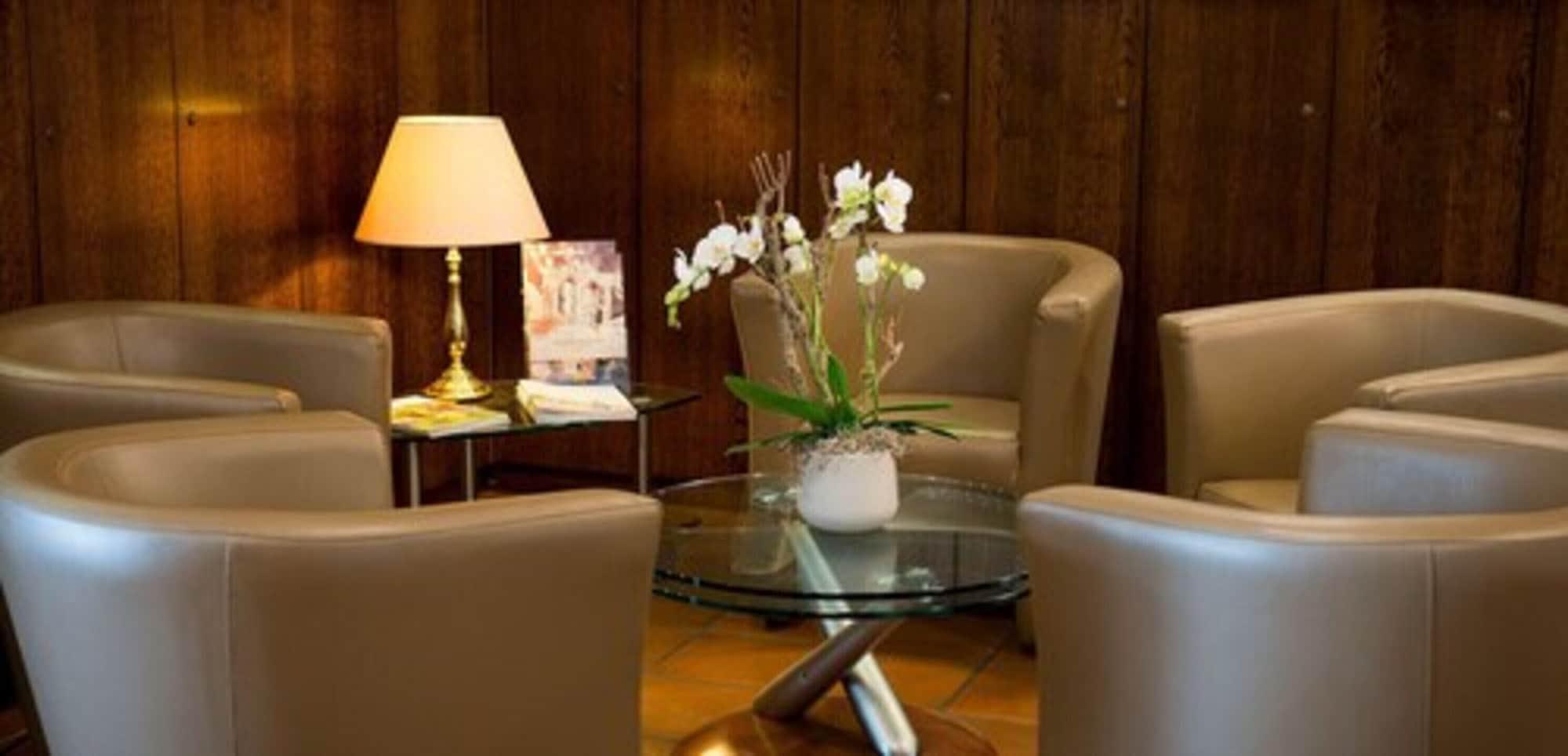 Bar/Salón Hotel Am Wald