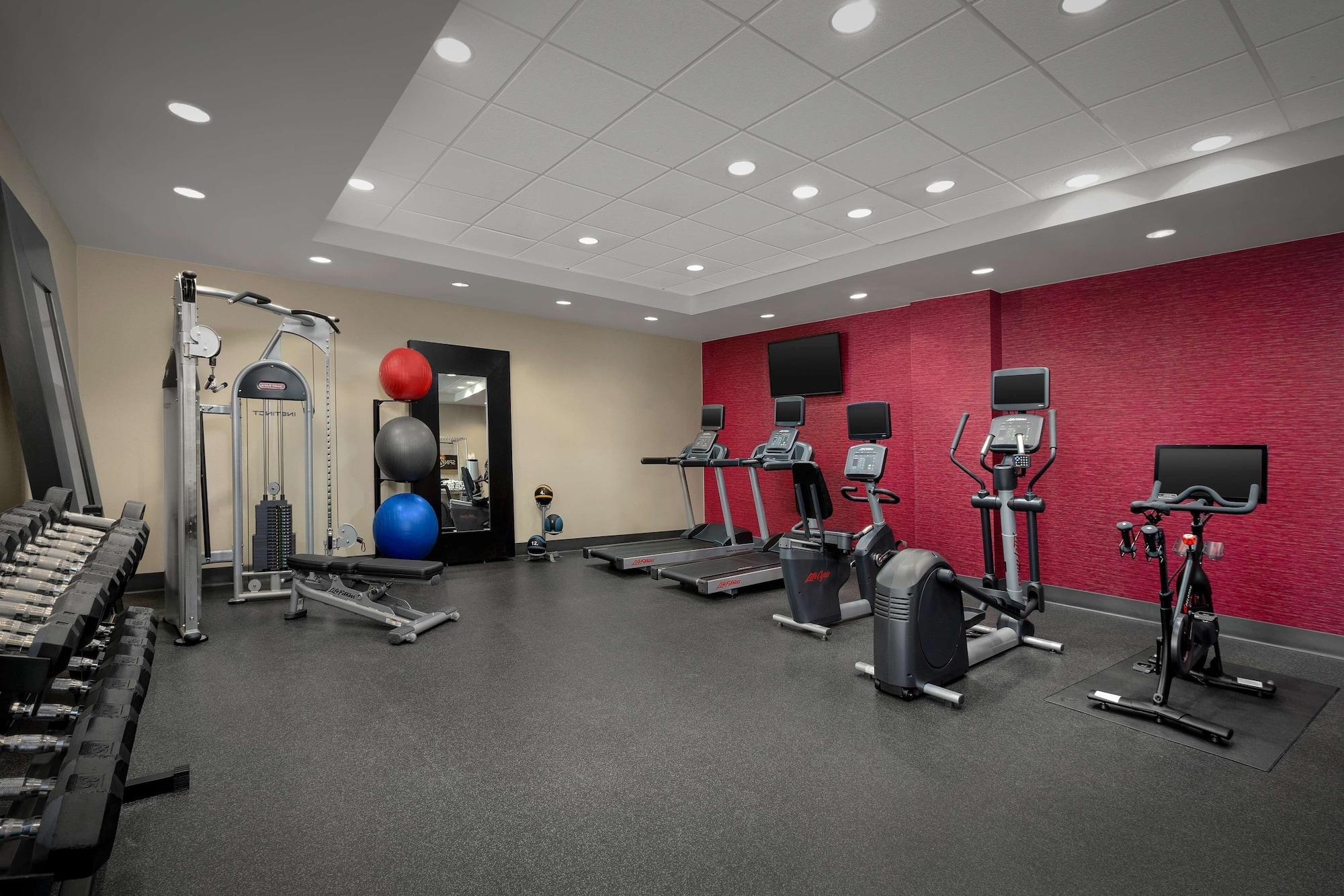Gimnasio Home2 Suites by Hilton Jacksonville, NC