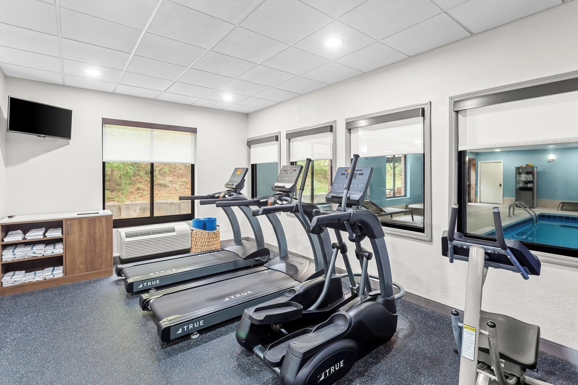 Gimnasio Holiday Inn Express Hotel & Suites Cross Lanes by IHG