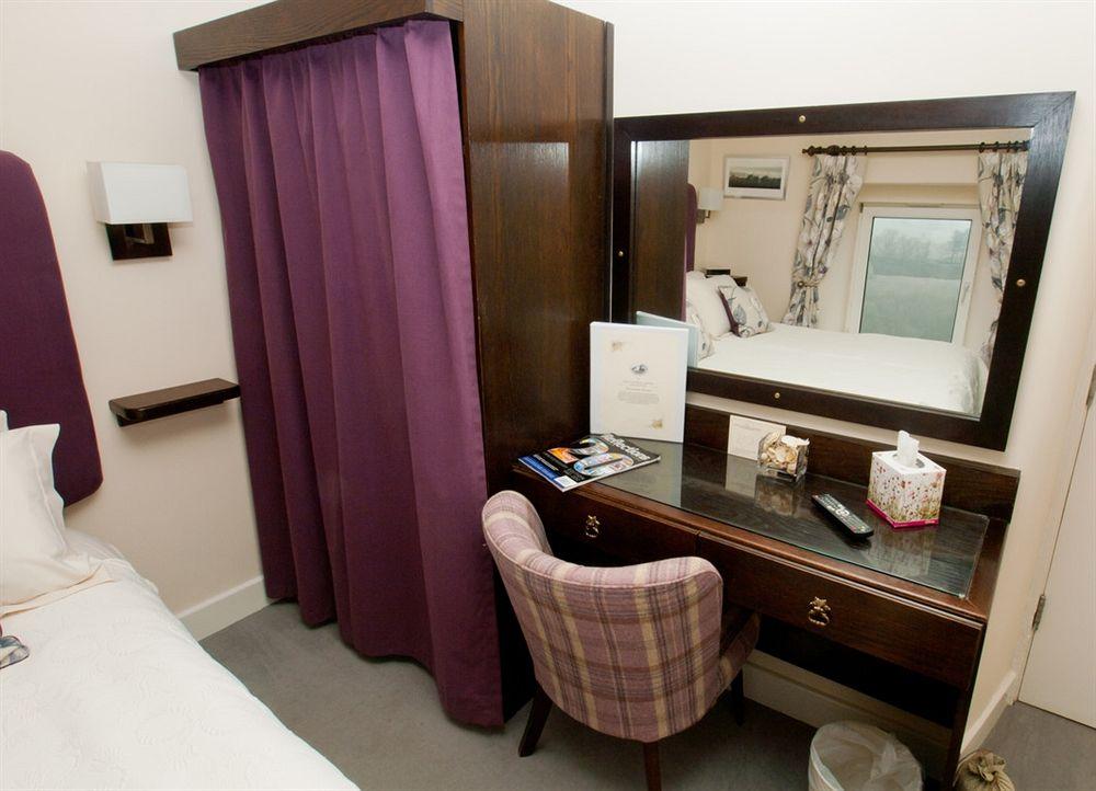 Set de Habitación Lathkil Hotel