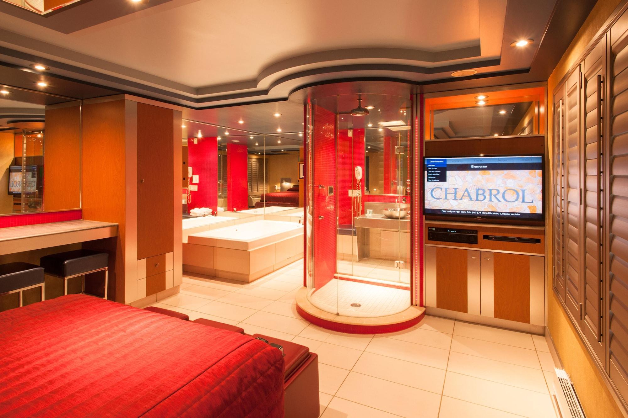 Comodidades del Alojamiento Le Chabrol Hotel & Suites