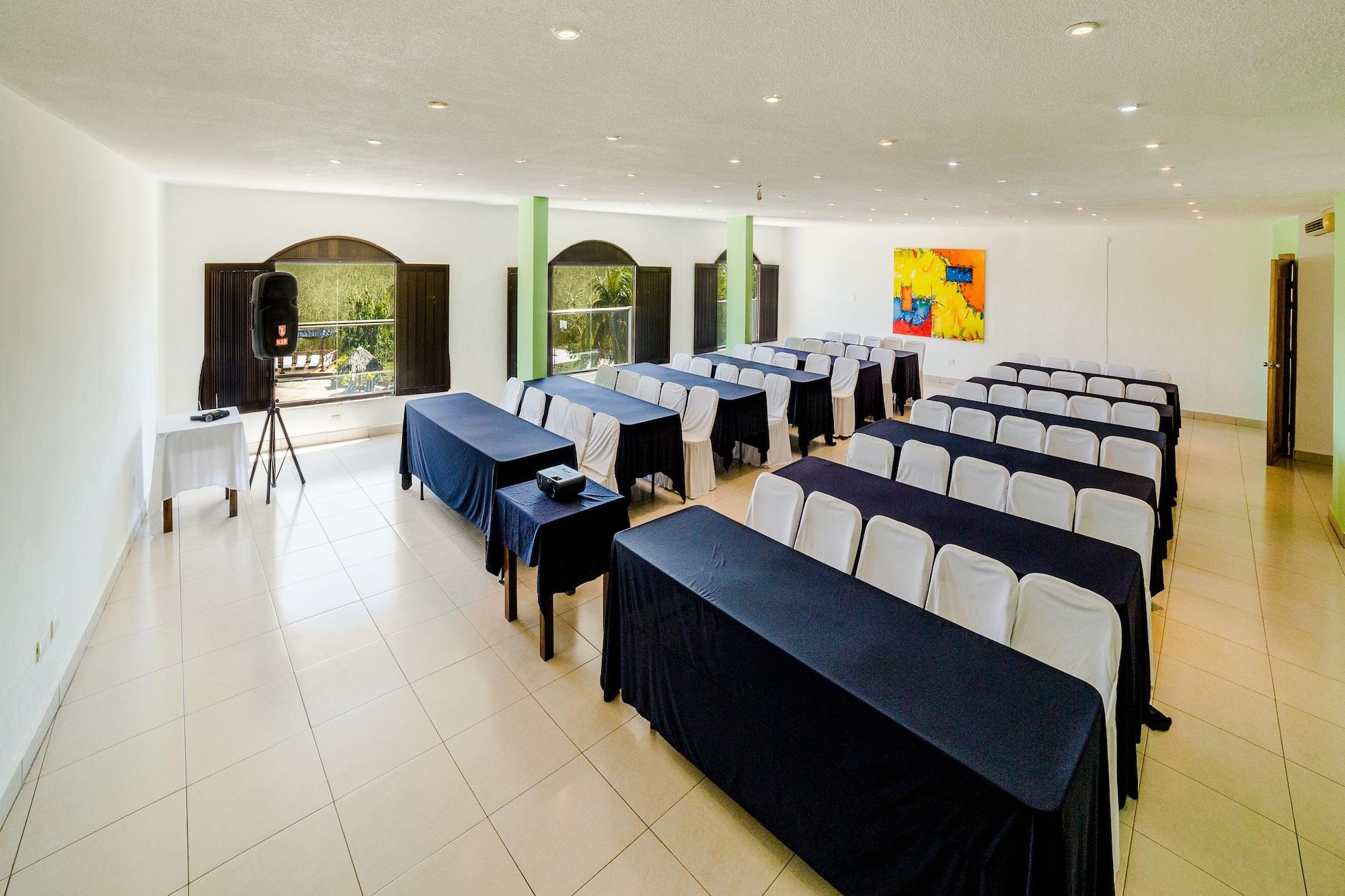 Sala de Reuniones Uxmal Resort Maya