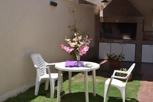 Alojamiento - Amplia e iluminada casa en Mendoza