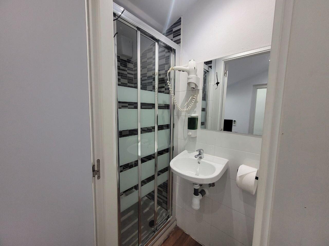 Equipamiento de Habitación AYZ Frailes - Auto check-in property