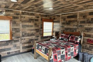 Alquiler Vacacional - Cozy cabin tucked away in the woods. pets and kid friendly