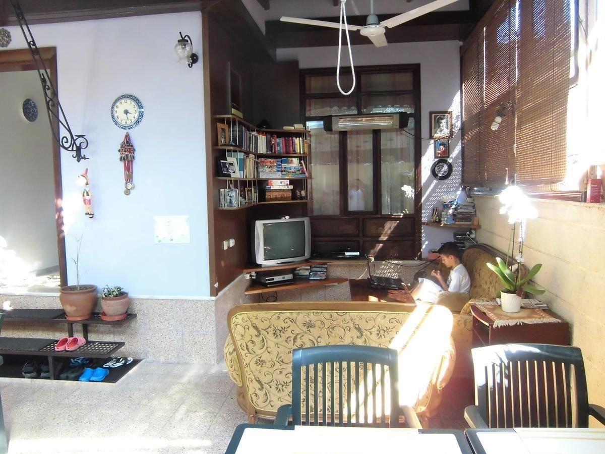 Vista Lobby Sultan Pension