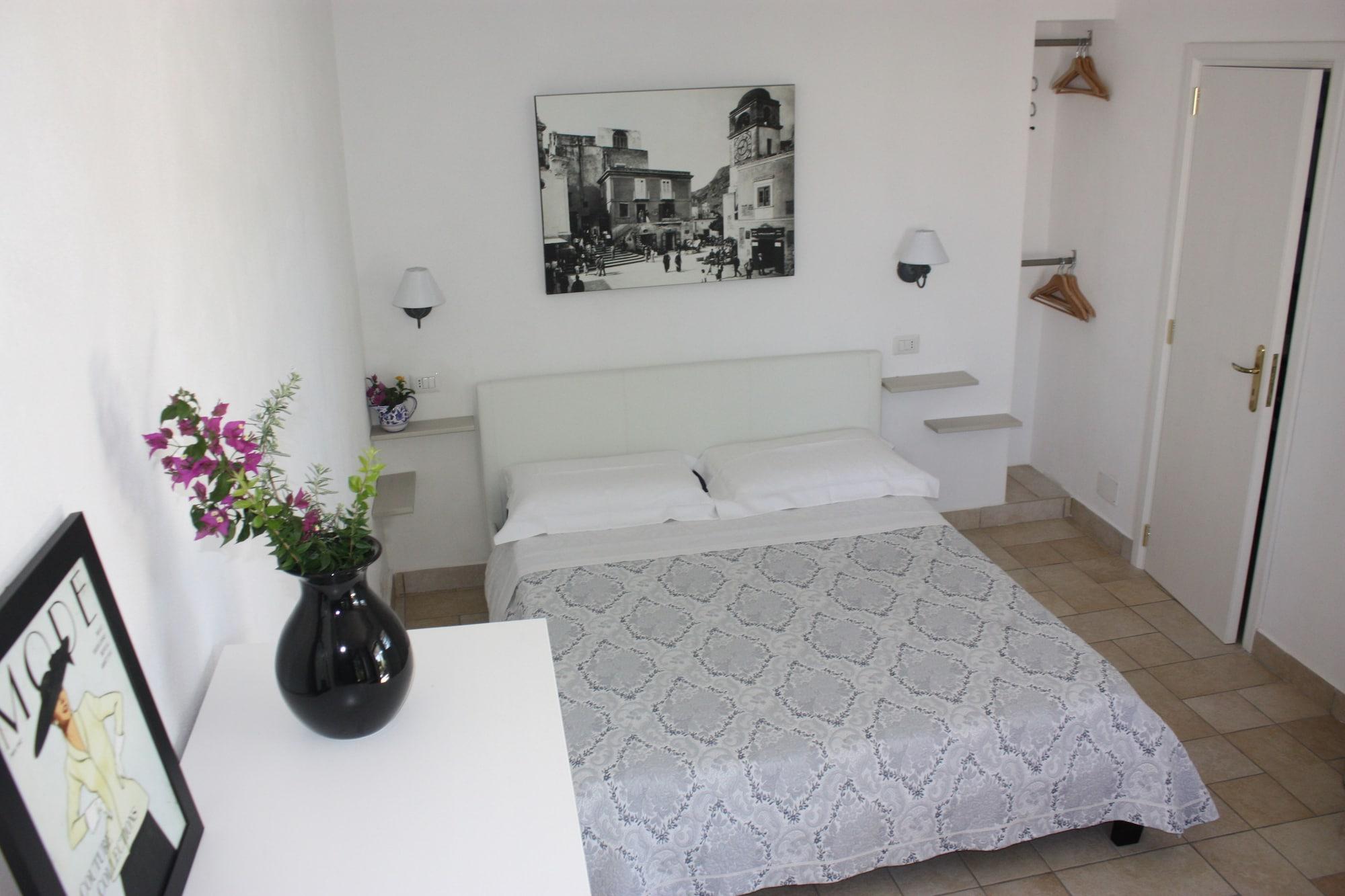 Varios Casetta Minghitto