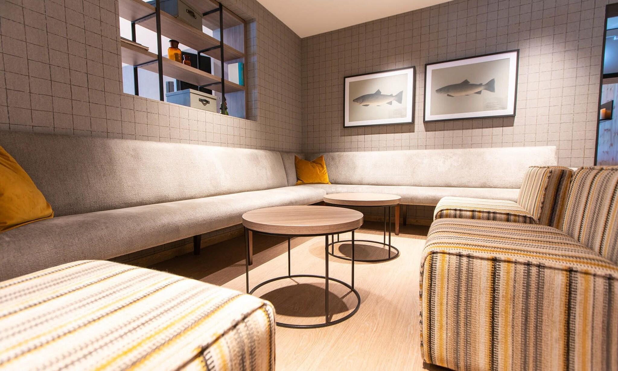 Bar/Salón Thon Partner Hotel Jolster