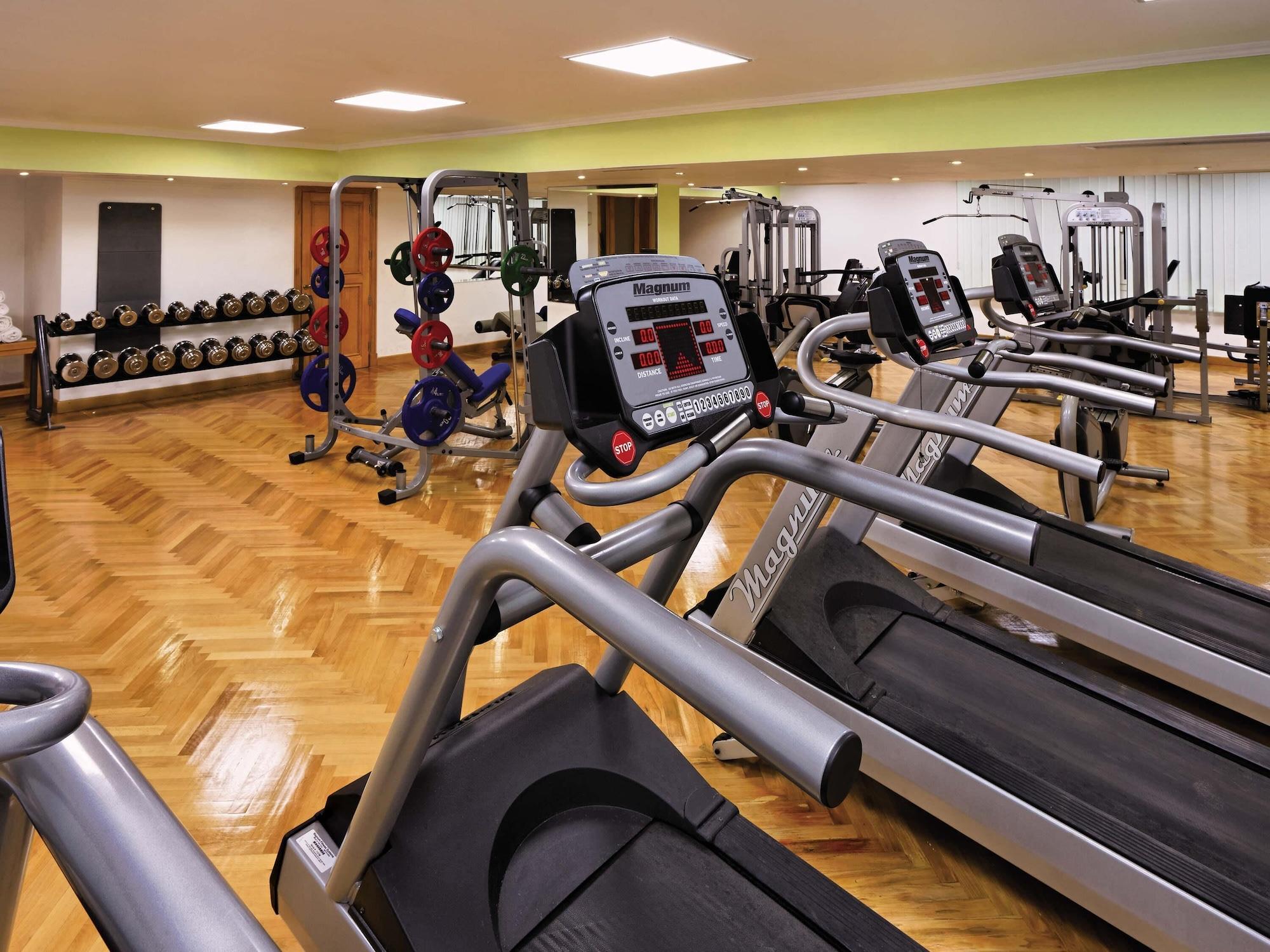 Gimnasio Mövenpick Resort Taba