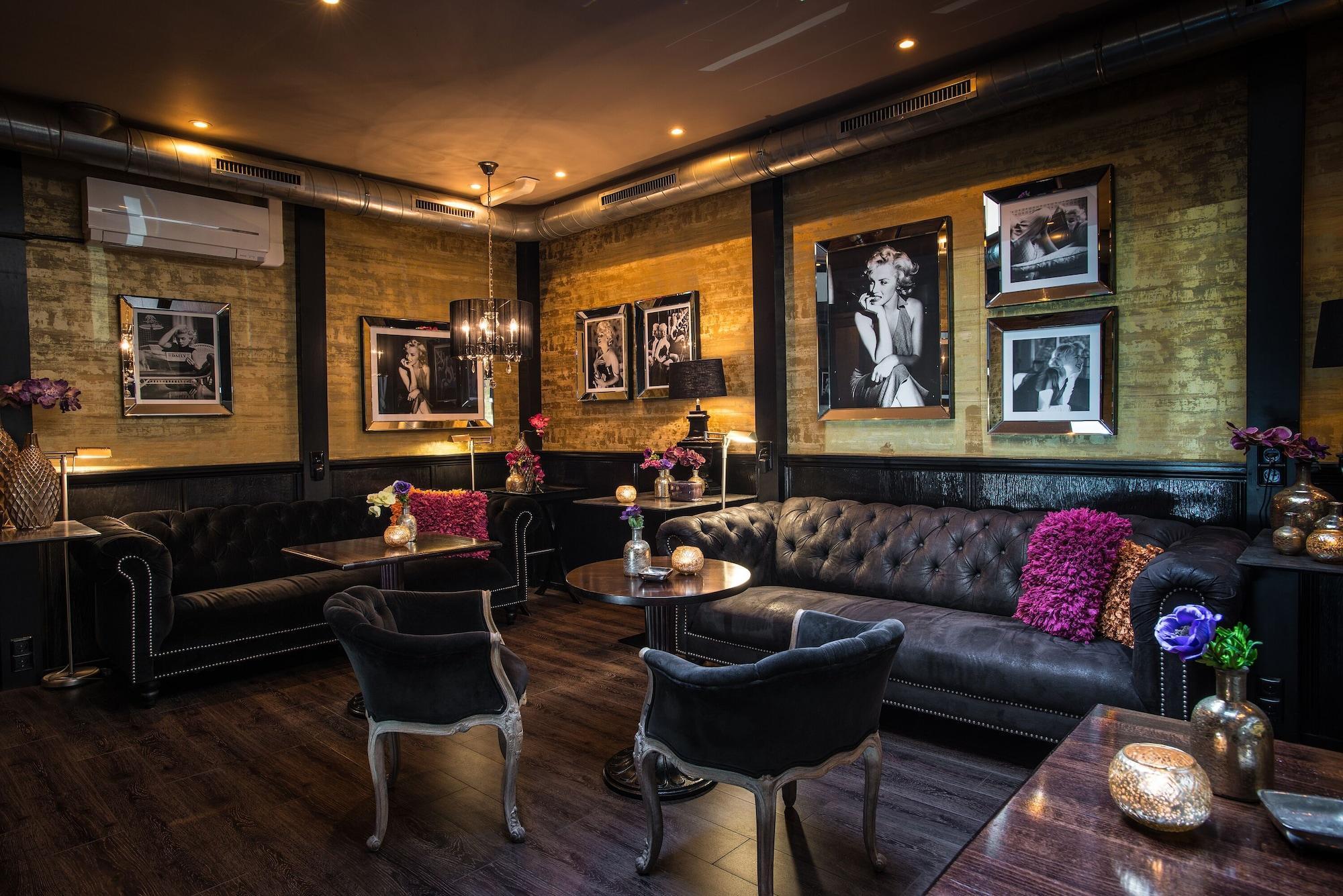 Bar/Salón Hotel Sebastian's