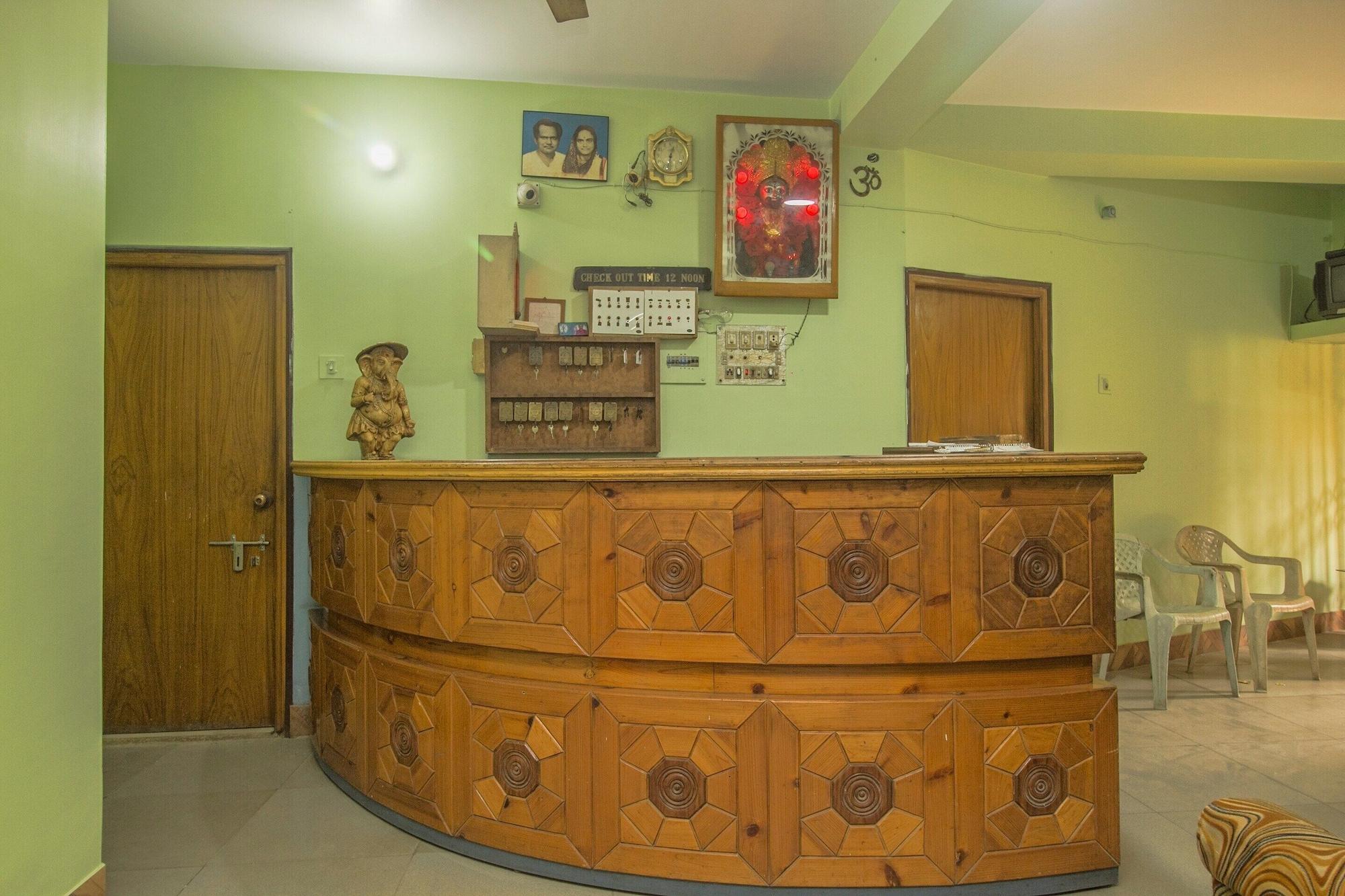 Vista Lobby OYO 27701 Hotel Kshounish Residency