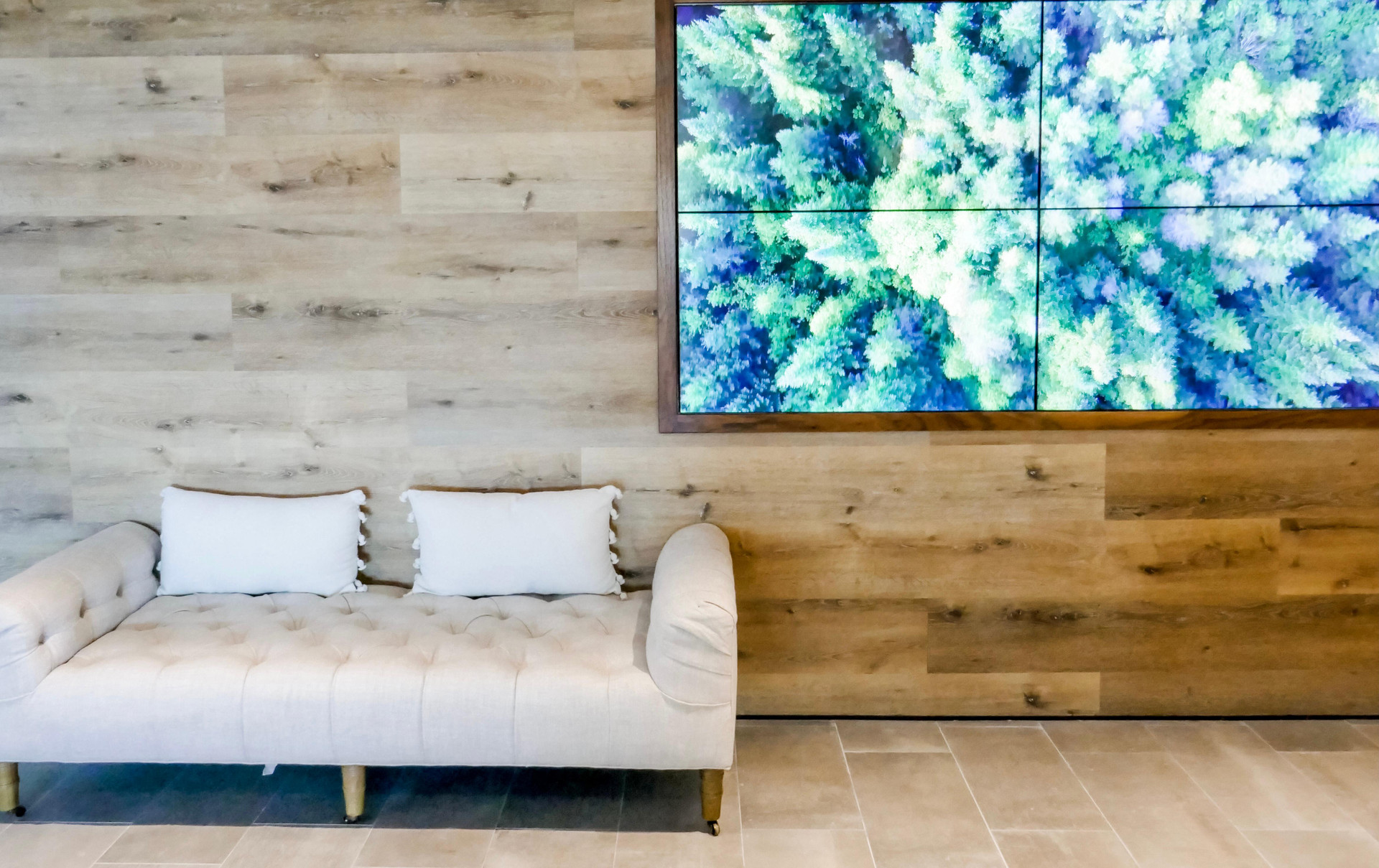 Vista Lobby La Jolla Cove Suites