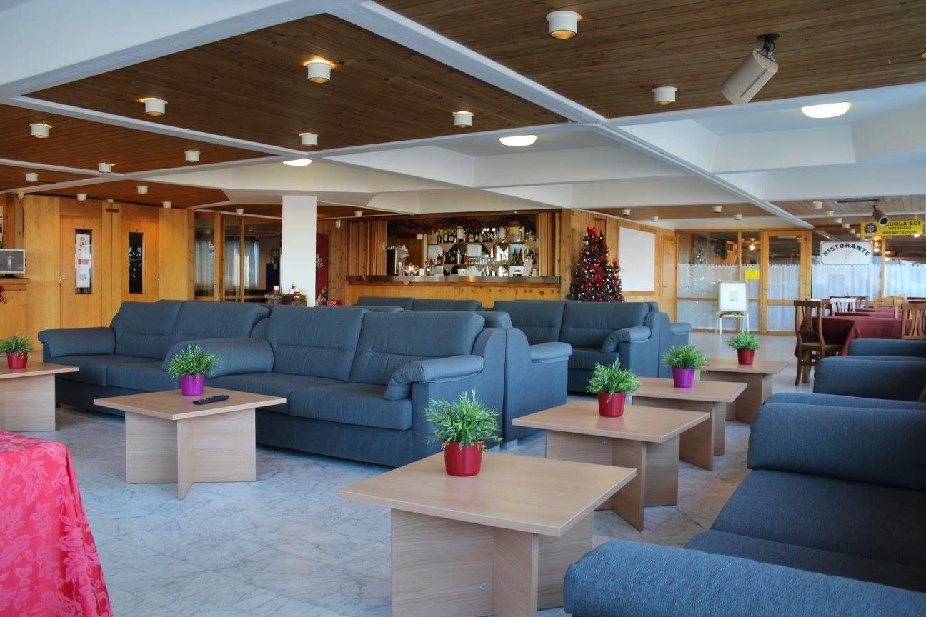 Vista Lobby Hotel Sole Alto