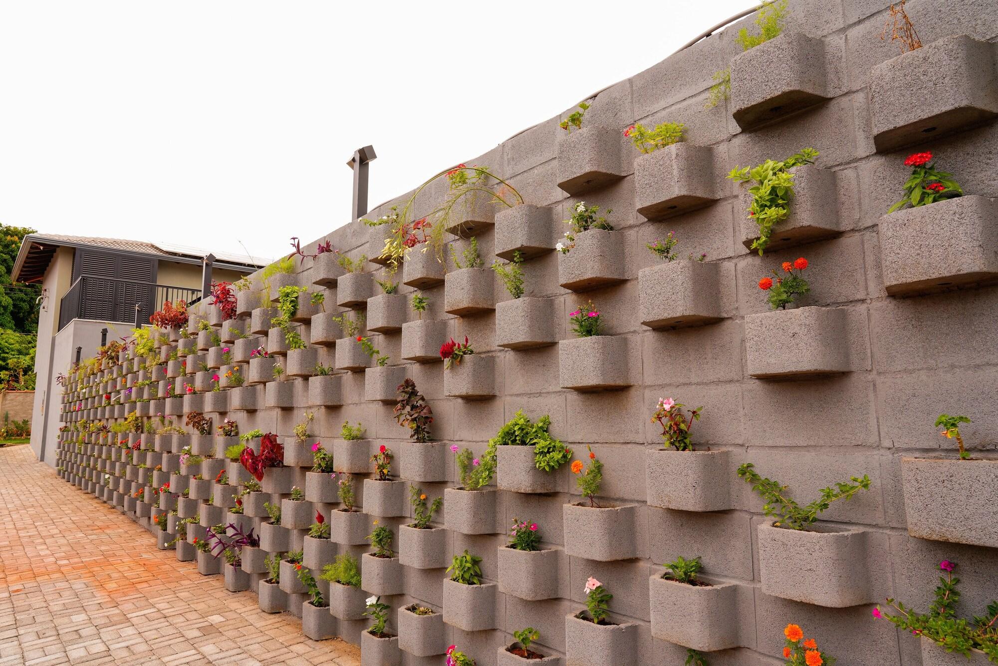 Vista Exterior Pousada Flores do Carmo