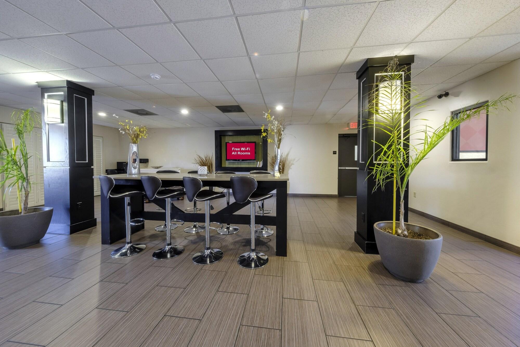 Vista Lobby Red Roof Inn Yemassee