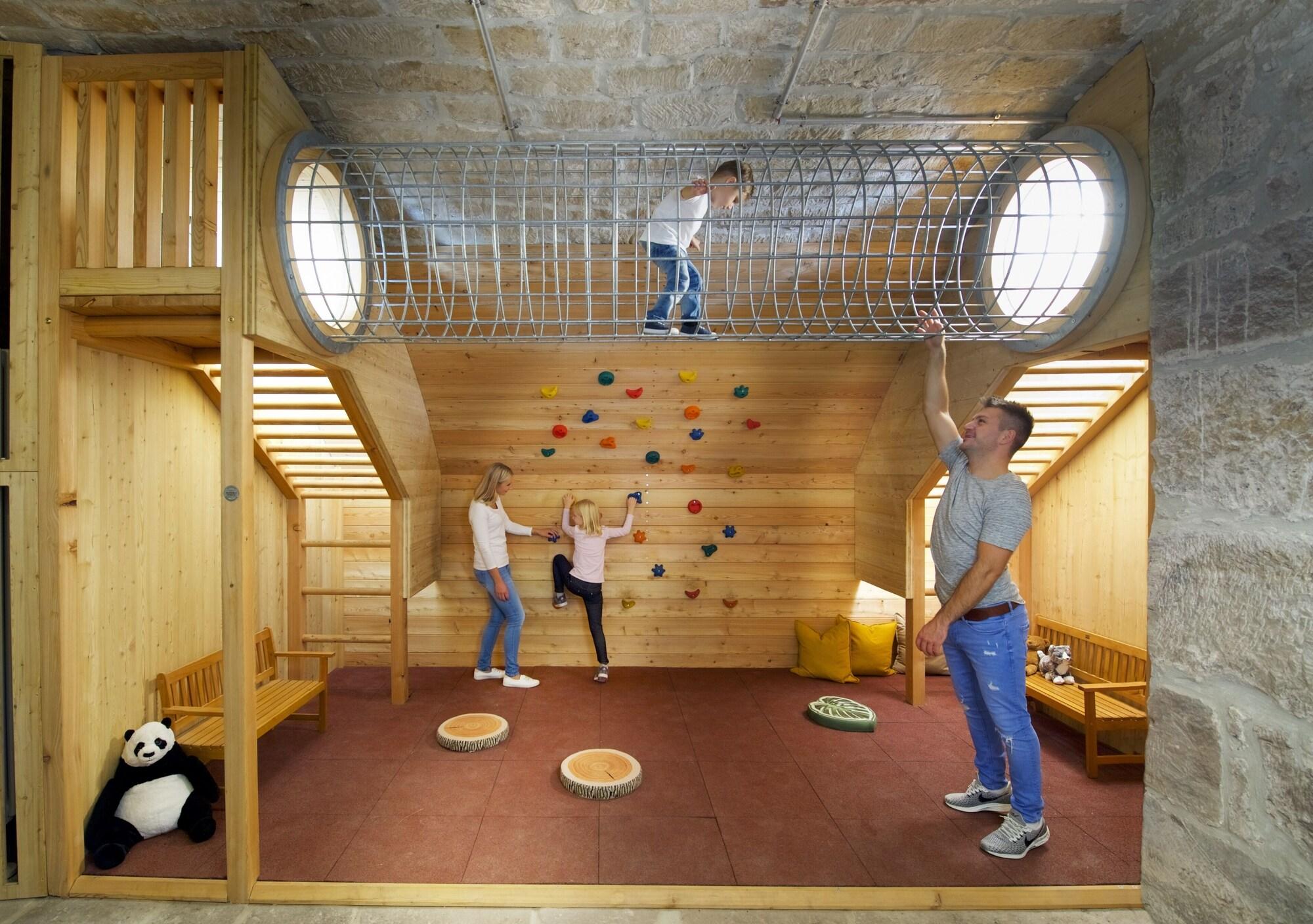 Instalaciones Recreativas JUFA Hotel Kronach – Festung Rosenberg