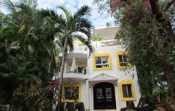 LOVELY VILLA IN PLAYACAR PHASE 1, PRIVATE POOL - Hoteles con parque acuático en Playa del Carmen, México