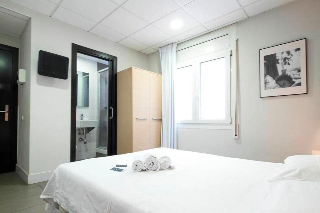Habitación Hostal Putxet by gaiarooms