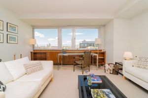 Alquiler Vacacional - Colon 819 in Madrid With 1 Bedrooms and 1 Bathrooms