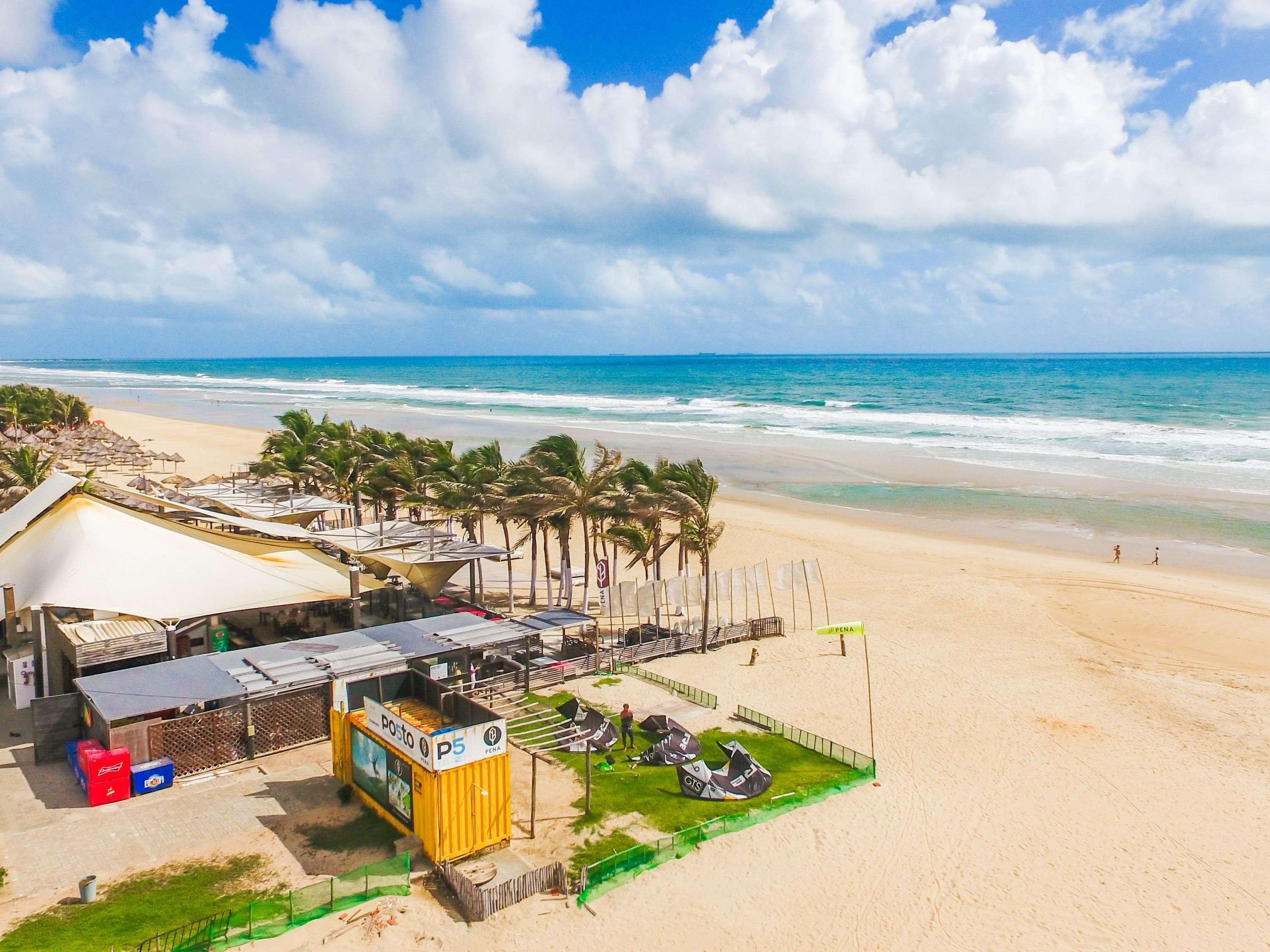 Vista Exterior Ibis Styles Fortaleza Giga Mall