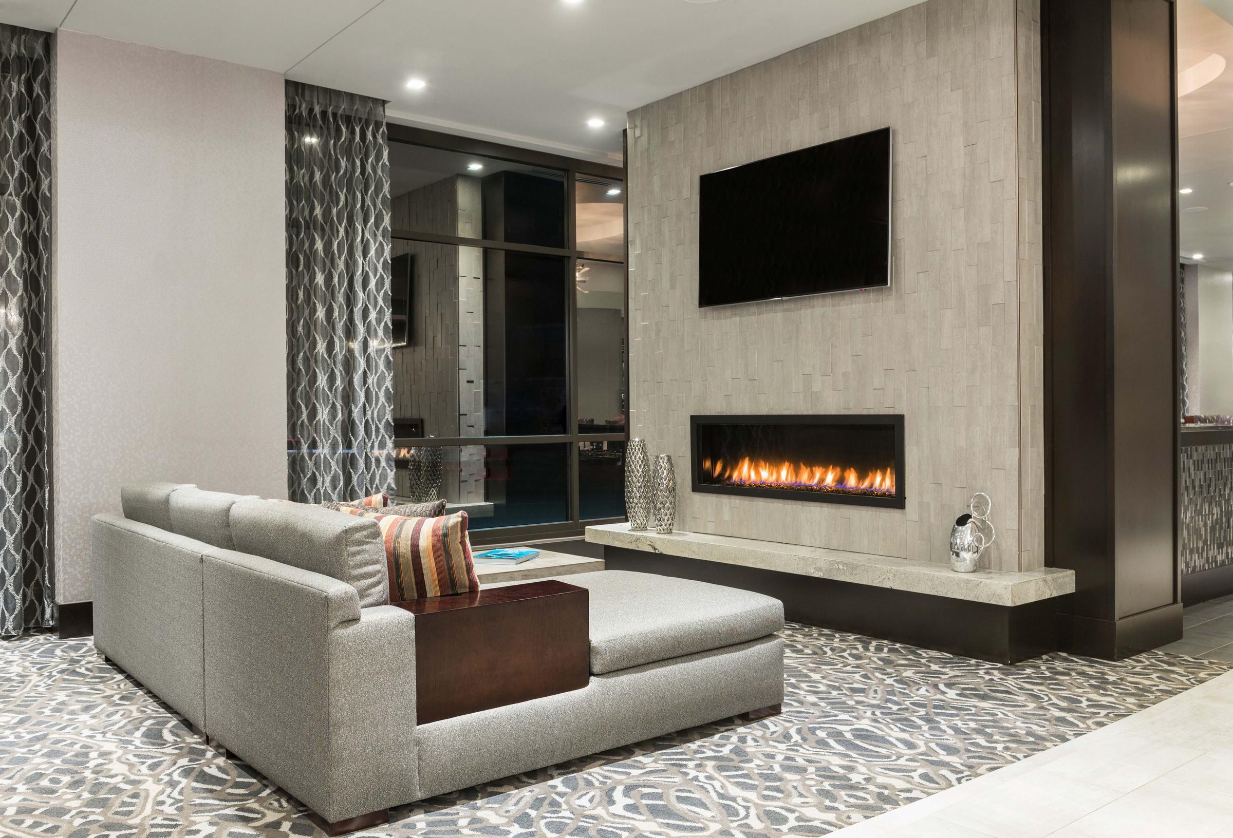 Vista Lobby Fairfield Inn & Suites Boston Cambridge