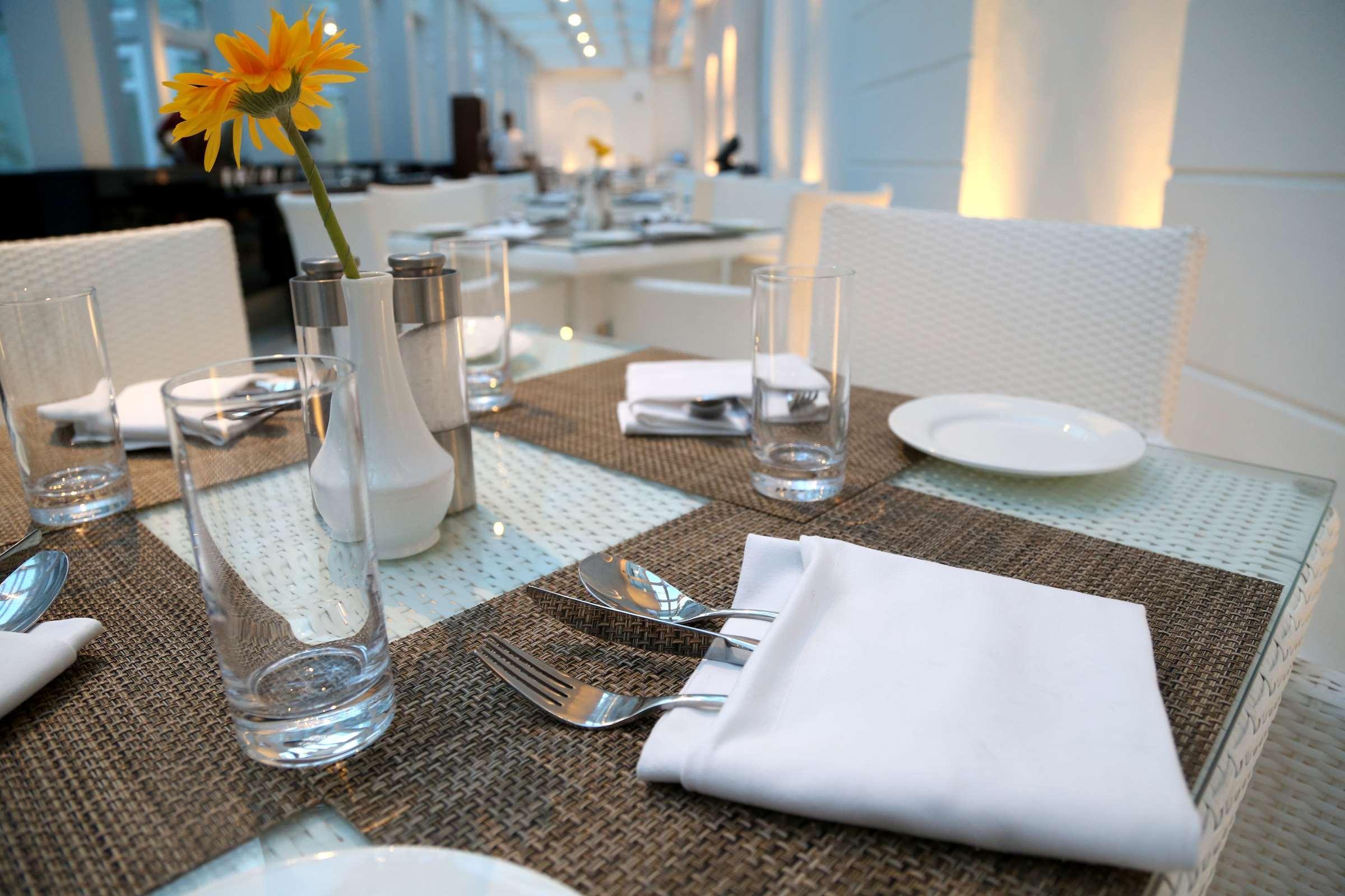 Restaurant The LaLiT Great Eastern Kolkata