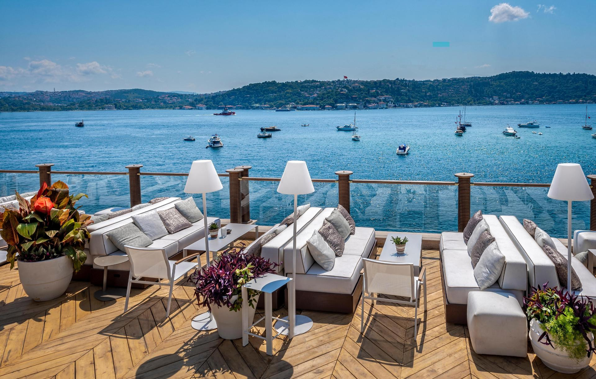 Variados (as) BEBEK HOTEL BY THE STAY COLLECTION