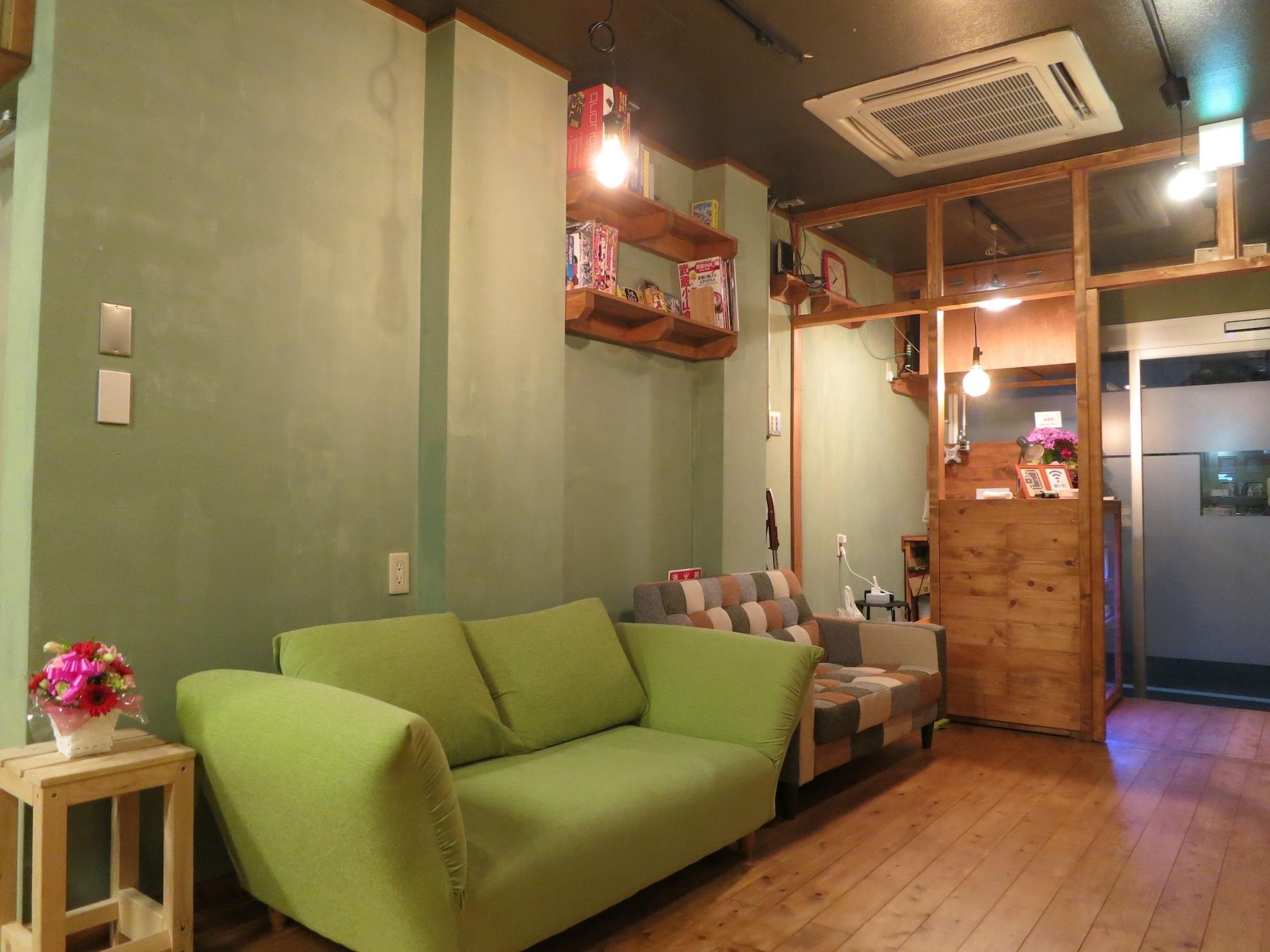 Varios No Borders Hostel