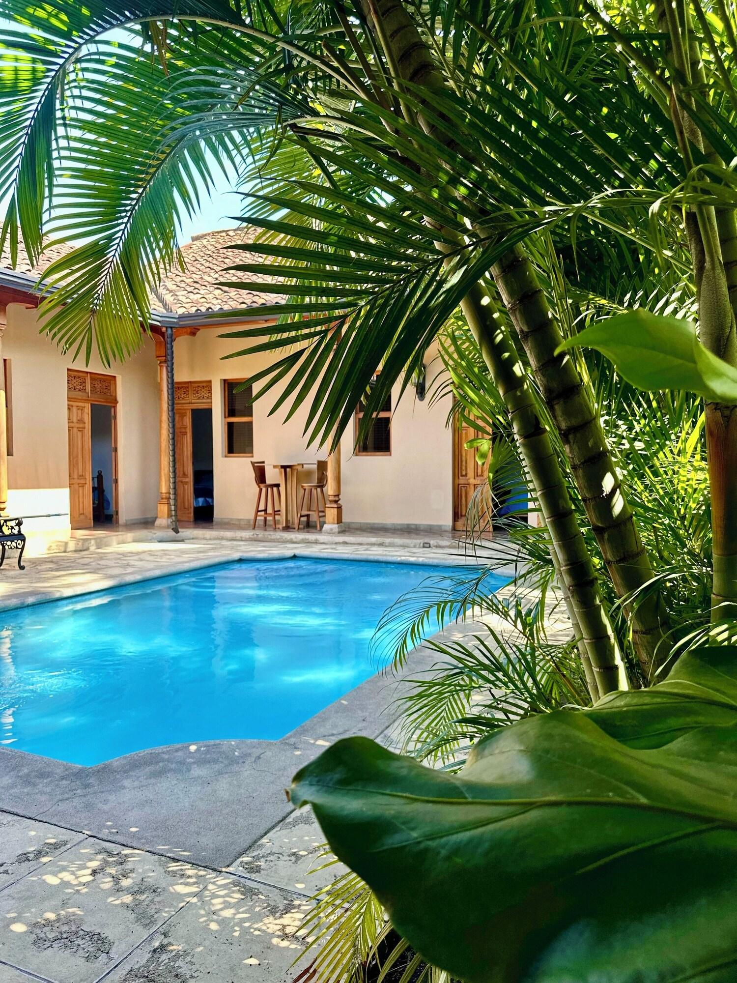 Varios Hotel Colonial Victonella