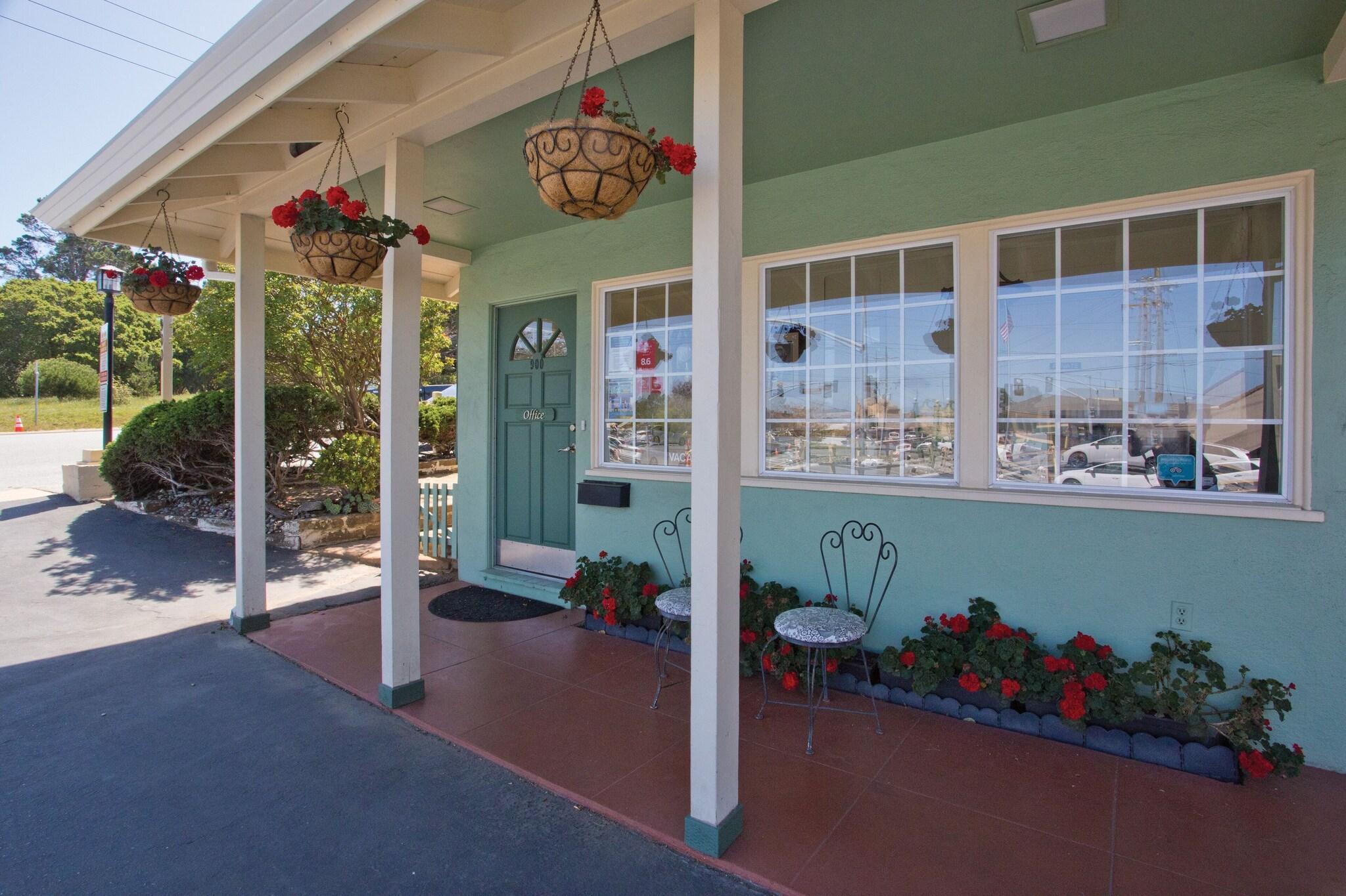 Vista Lobby Villa Franca Inn