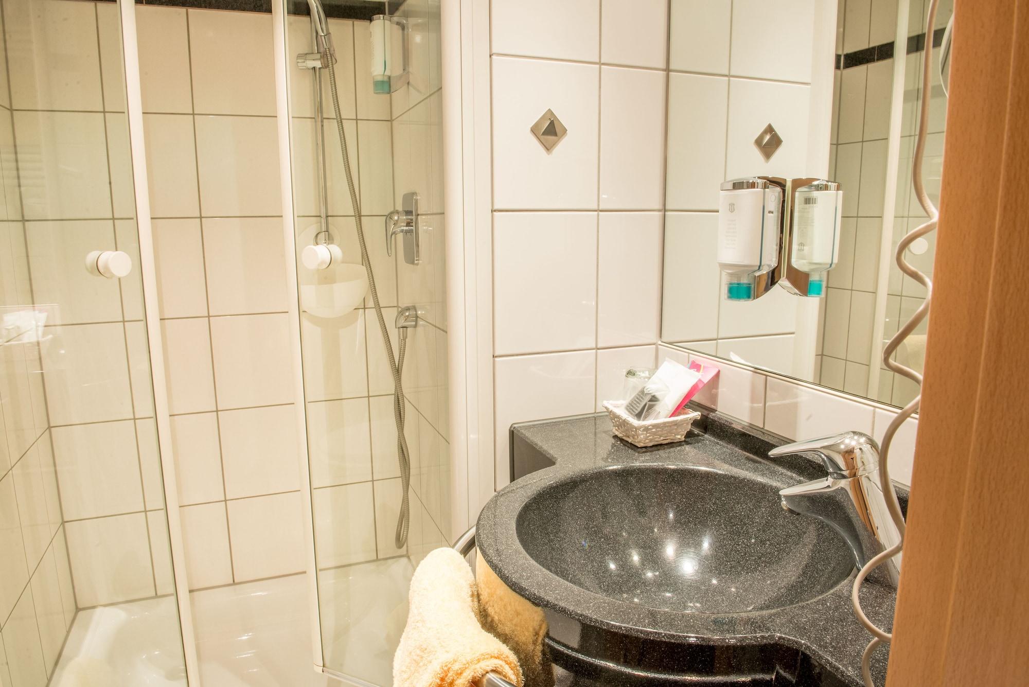 Equipamiento de Habitación Hotel National Düsseldorf