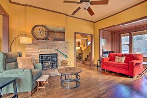 Alquiler Vacacional - Pet-friendly OKC Home w/ Yard ~ 5 Mi to Dtwn!