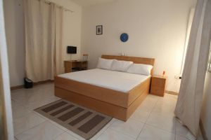 Alojamiento - Akmary Guest House