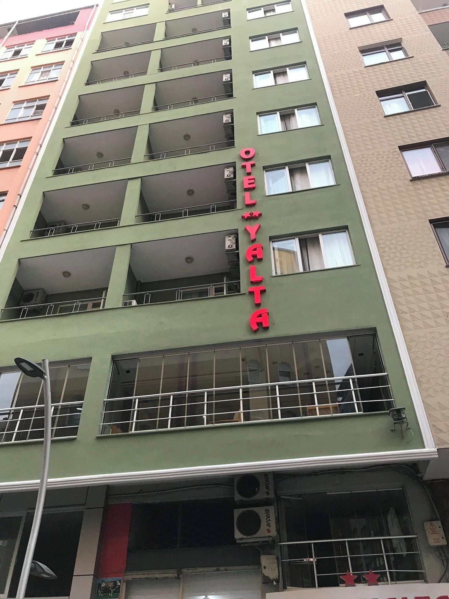 Vista Exterior Otel Yalta