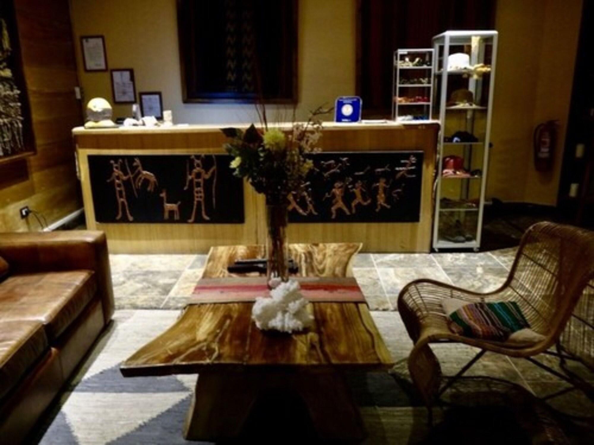 Vista Lobby Noi Borde Loa