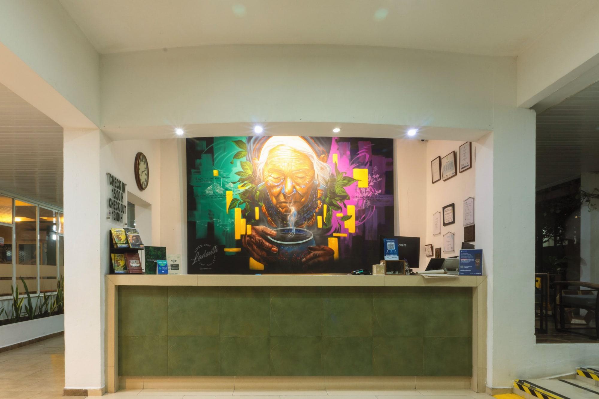 Vista Lobby WAIRA SUITES HOTEL