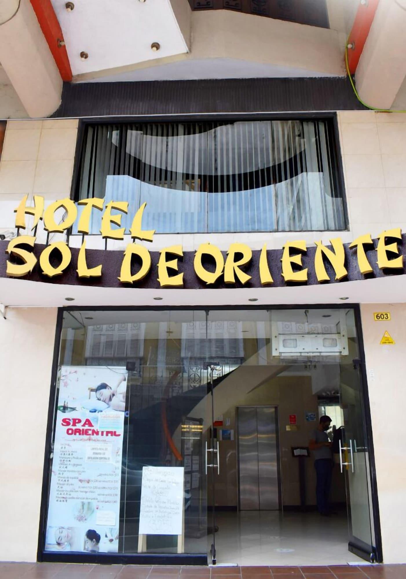 Vista Exterior Hotel Sol de Oriente