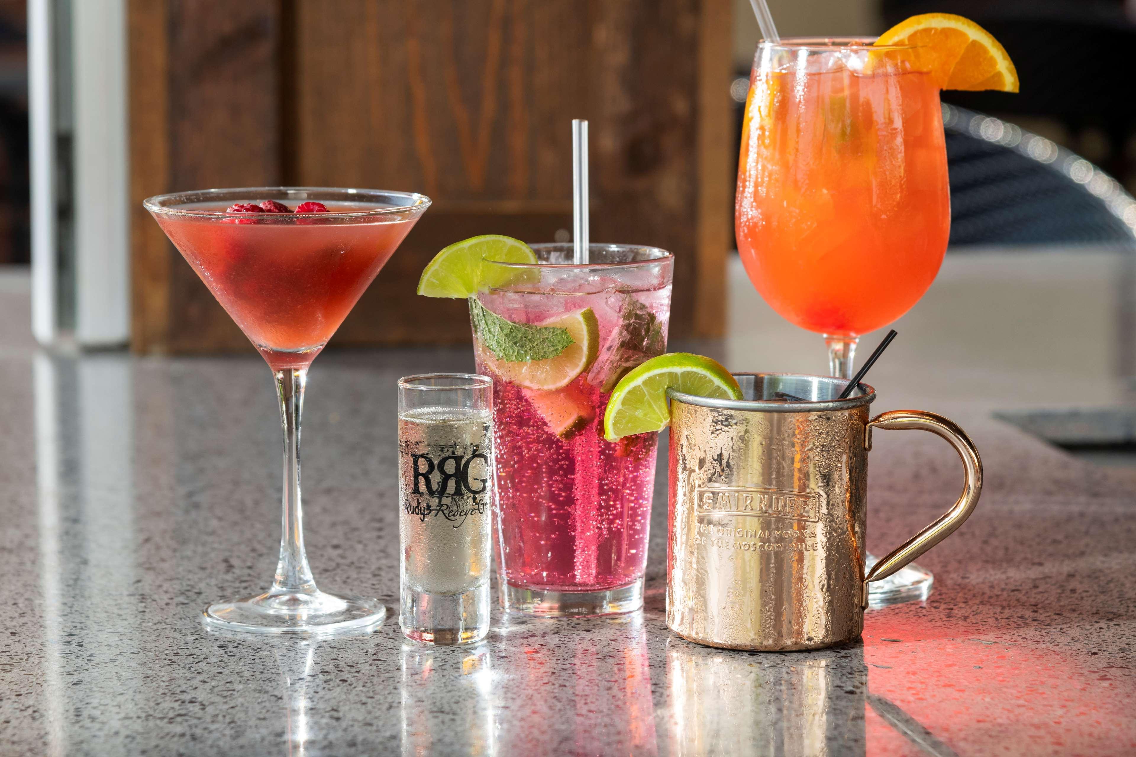 Bar/Salón Best Western Plus White Bear Country Inn