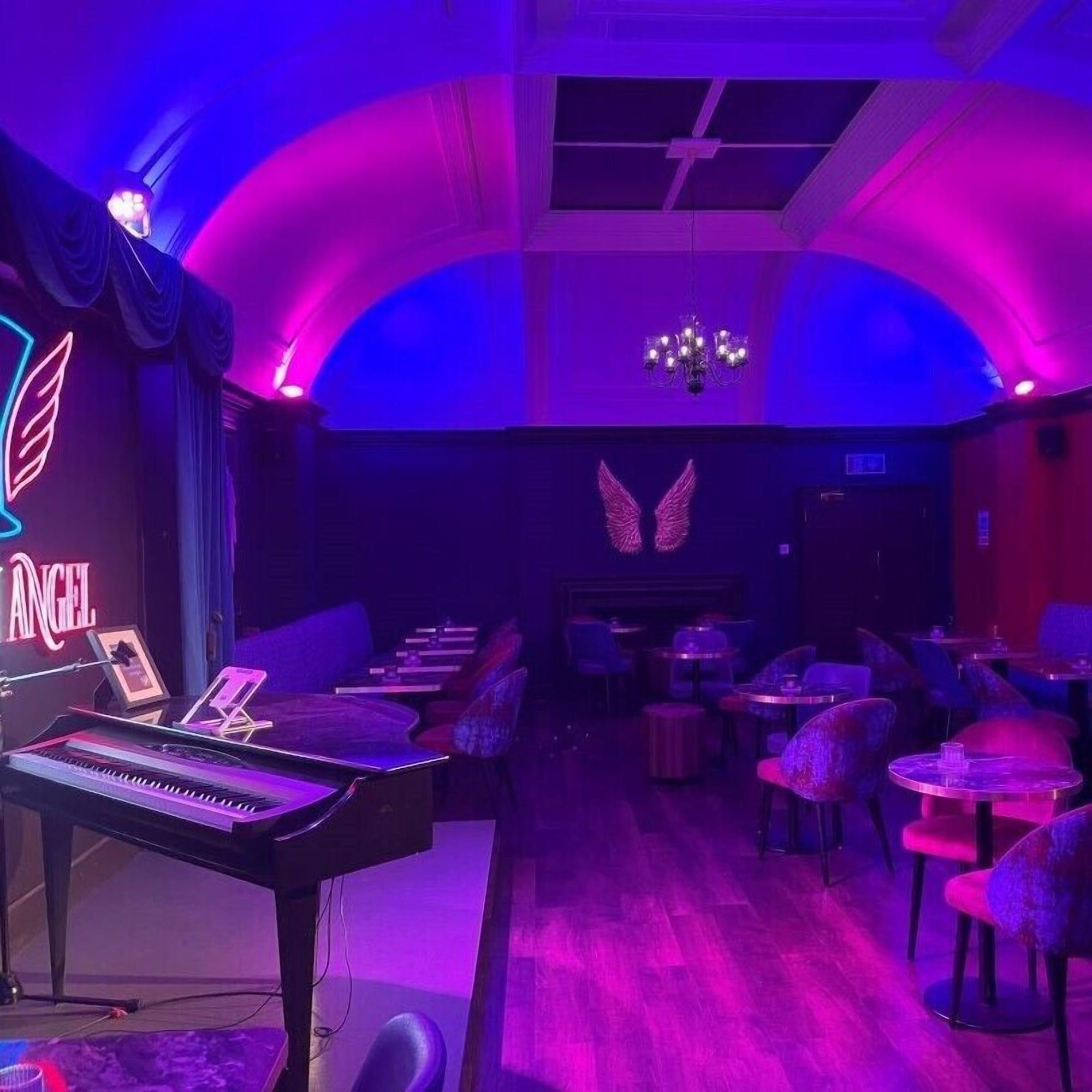 Bar/Salón Angel Hotel