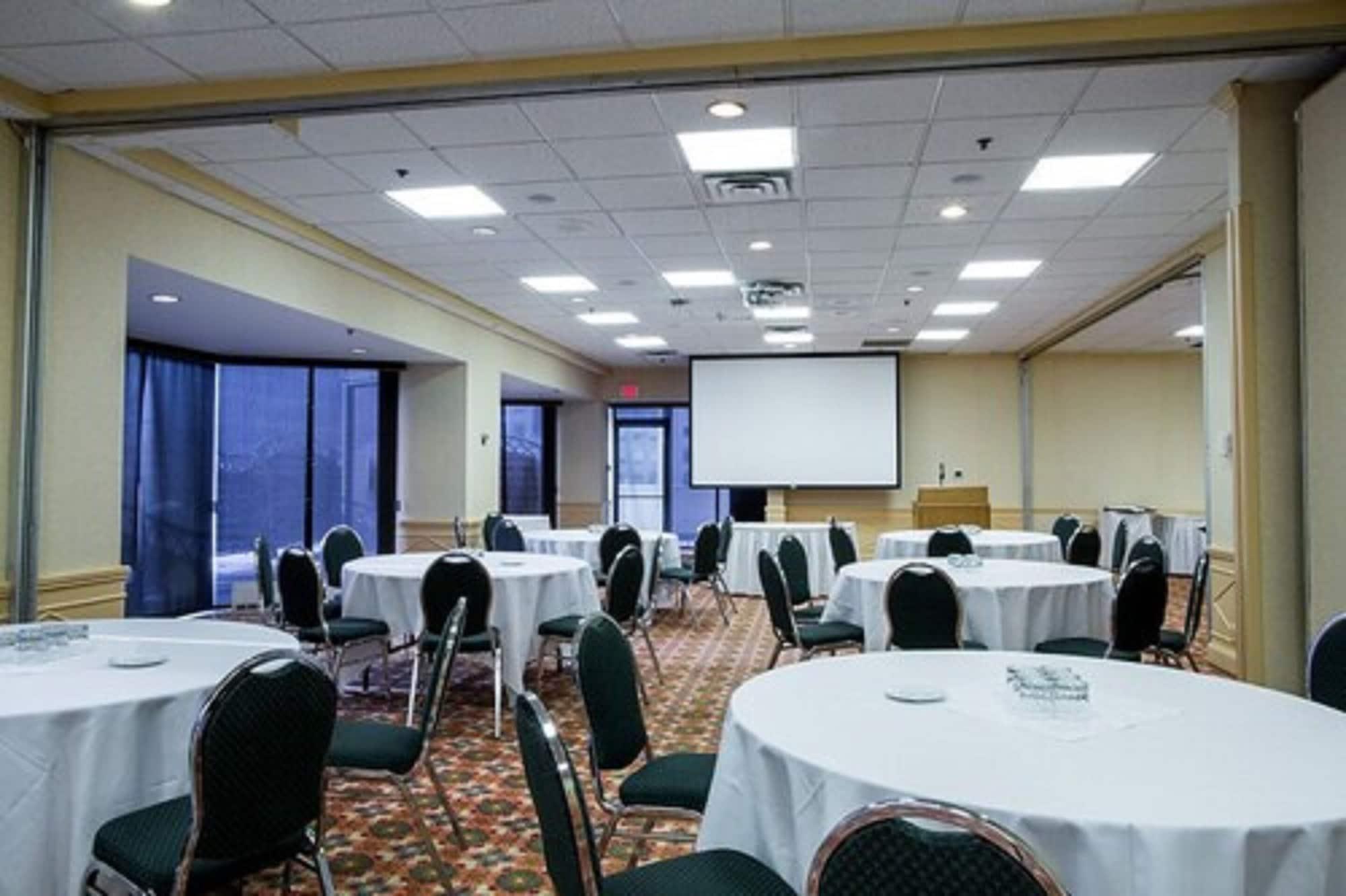 Centro de Negocios 89 Chestnut Residence