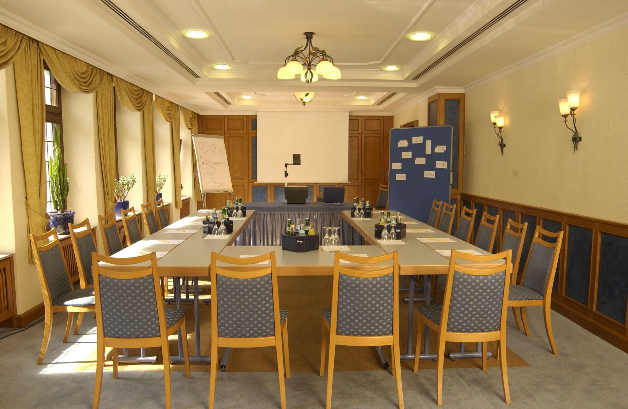 Sala de Reuniones City Partner Hotel Strauss