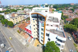 Alojamiento - Hotel Toscana Plaza